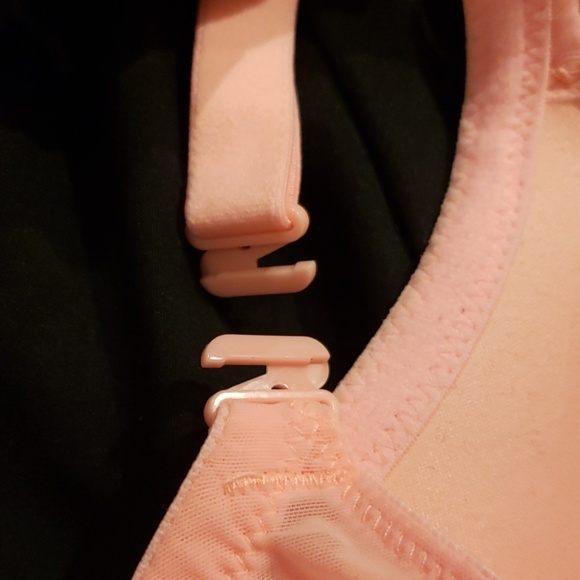 Victoria's Secret Body By Victoria Lined Demi Bra - Picture 4 of 4